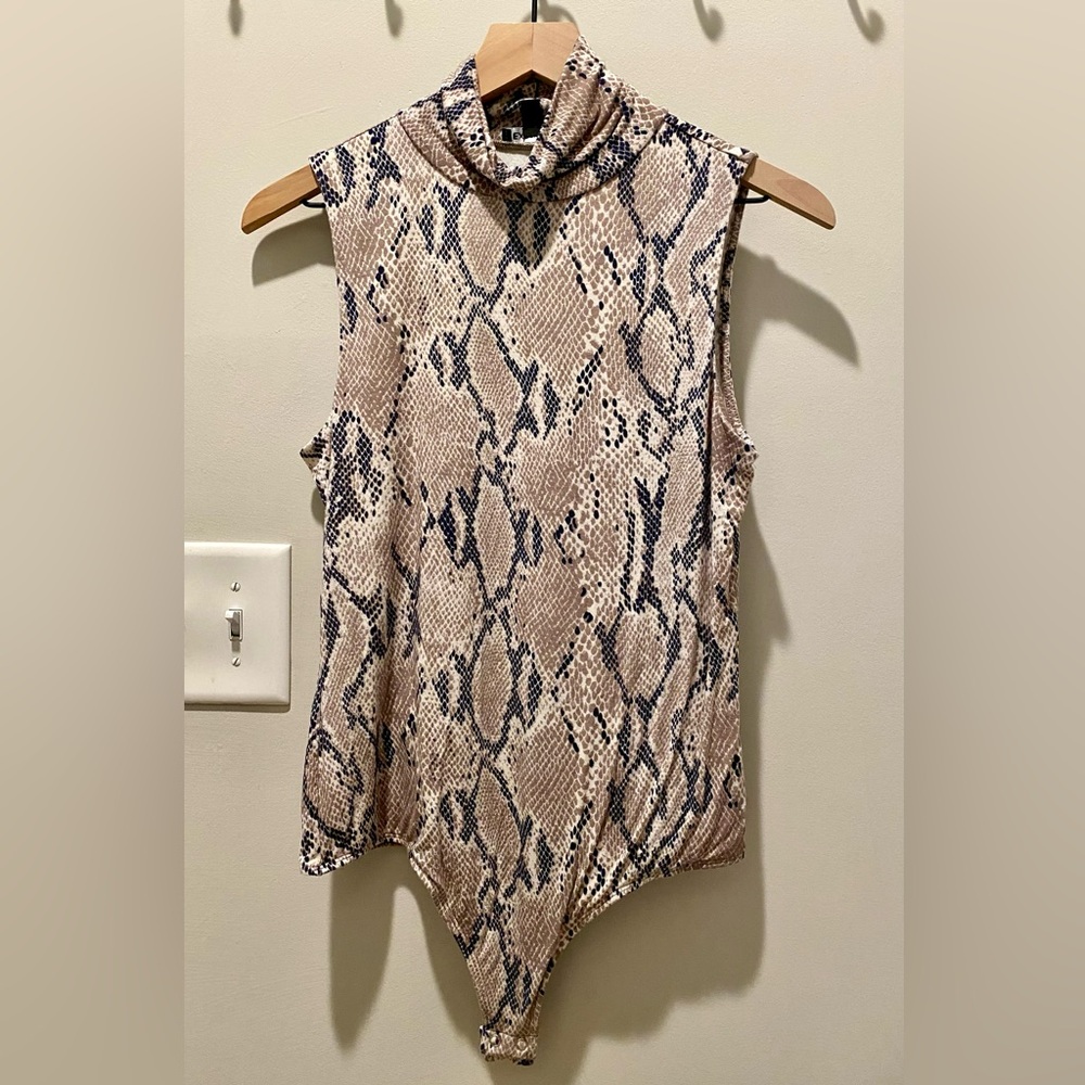 Express Snake Mock Neck Sleeveless Bodysuit
